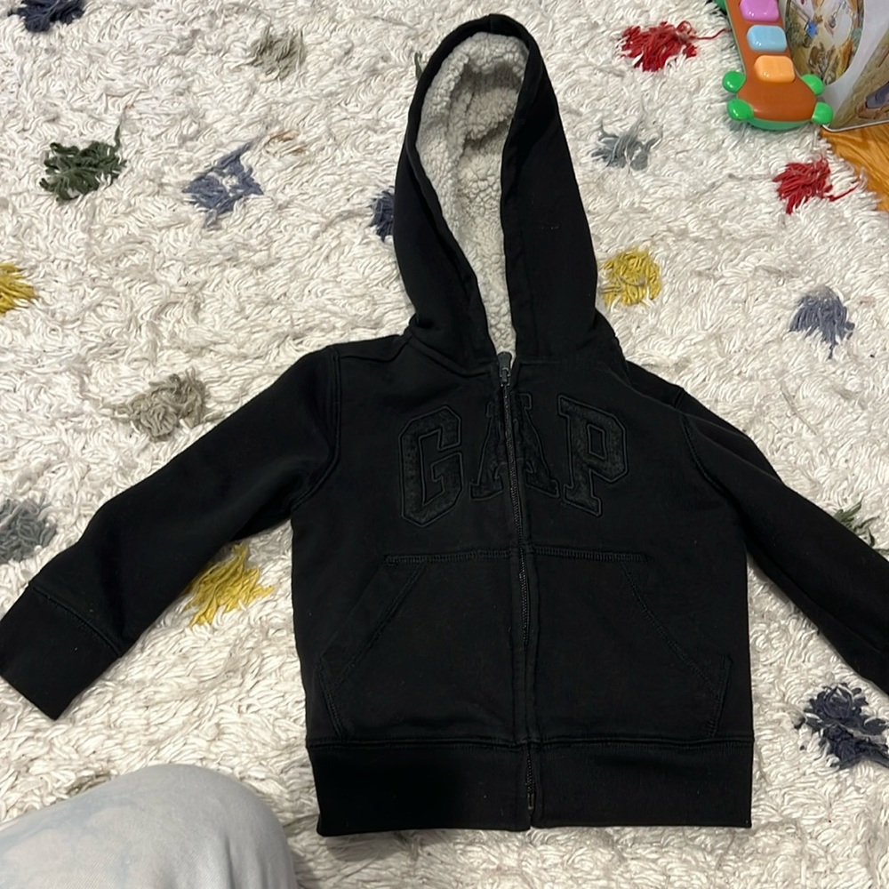 Gap 2T zippered hooded sweatshirt